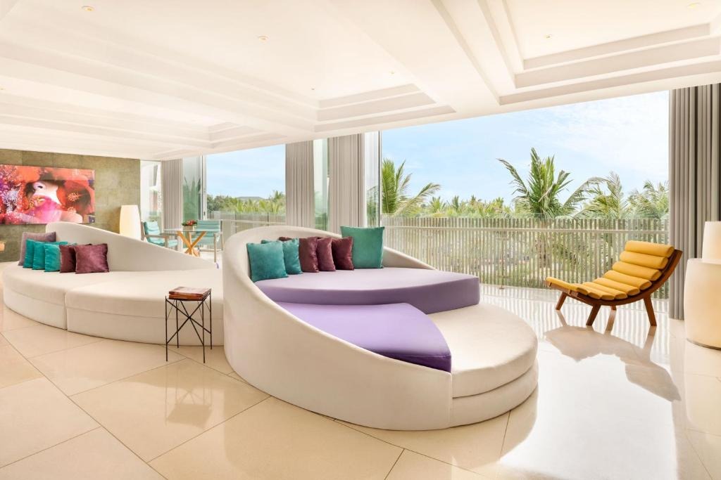 هتل سمینیاک